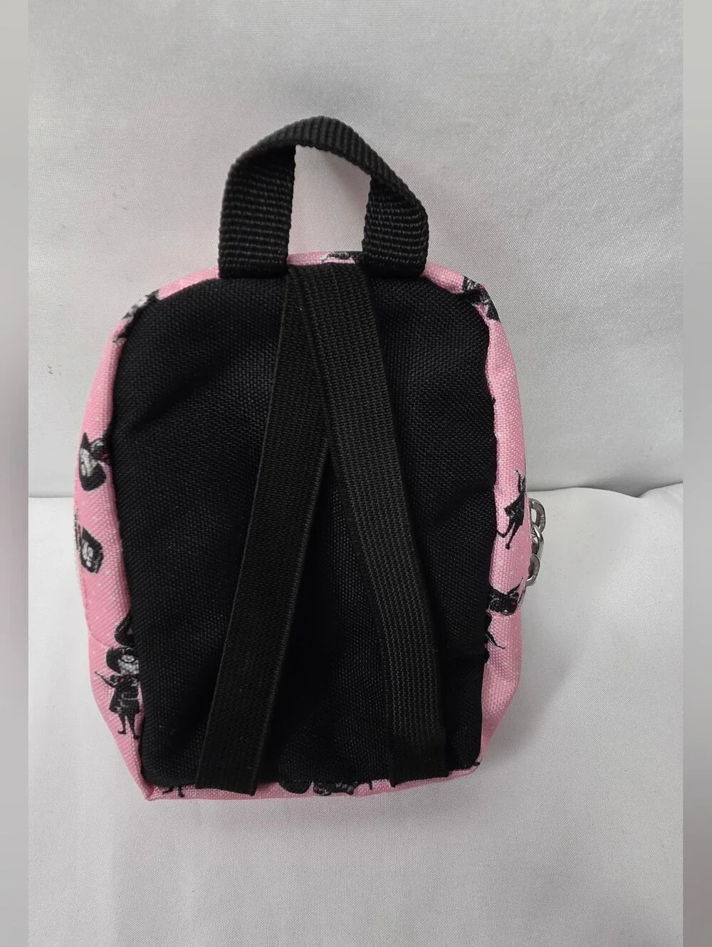 JanSport Disney Pixar Edna Mode Lil Break Mini Backpack Pouch Elastic Straps Pin
